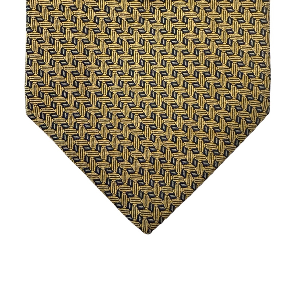 Nautica 100% Silk Neck Tie Gold With Navy‎ Geometric Pattern Formal Preppy